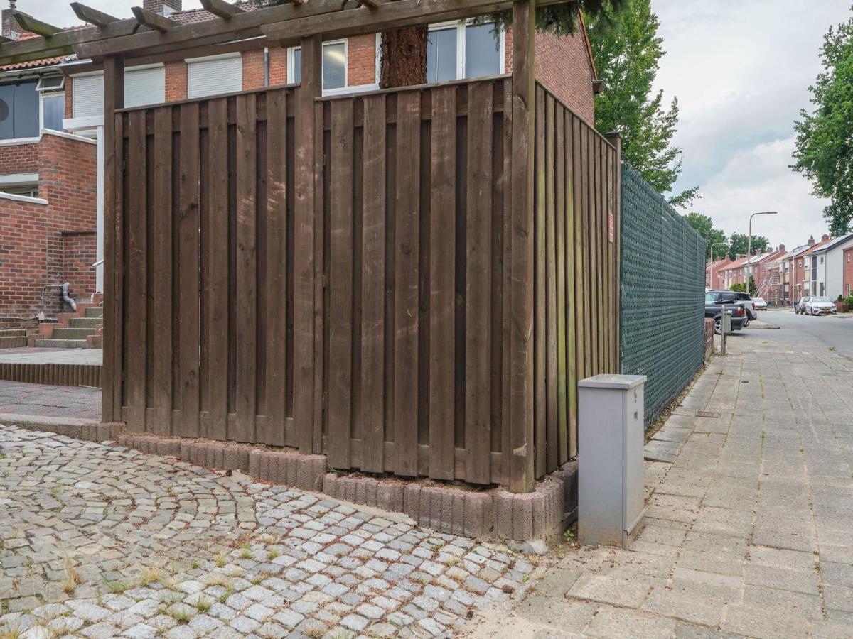 Terraced House In Kerkrade With A Garden Villa Luaran gambar